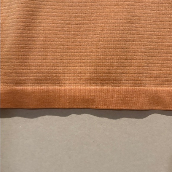 Lululemon Athletica - Metal Vent Tech Short Sleeve T-shirt.Orange. Large - Picture 6 of 15